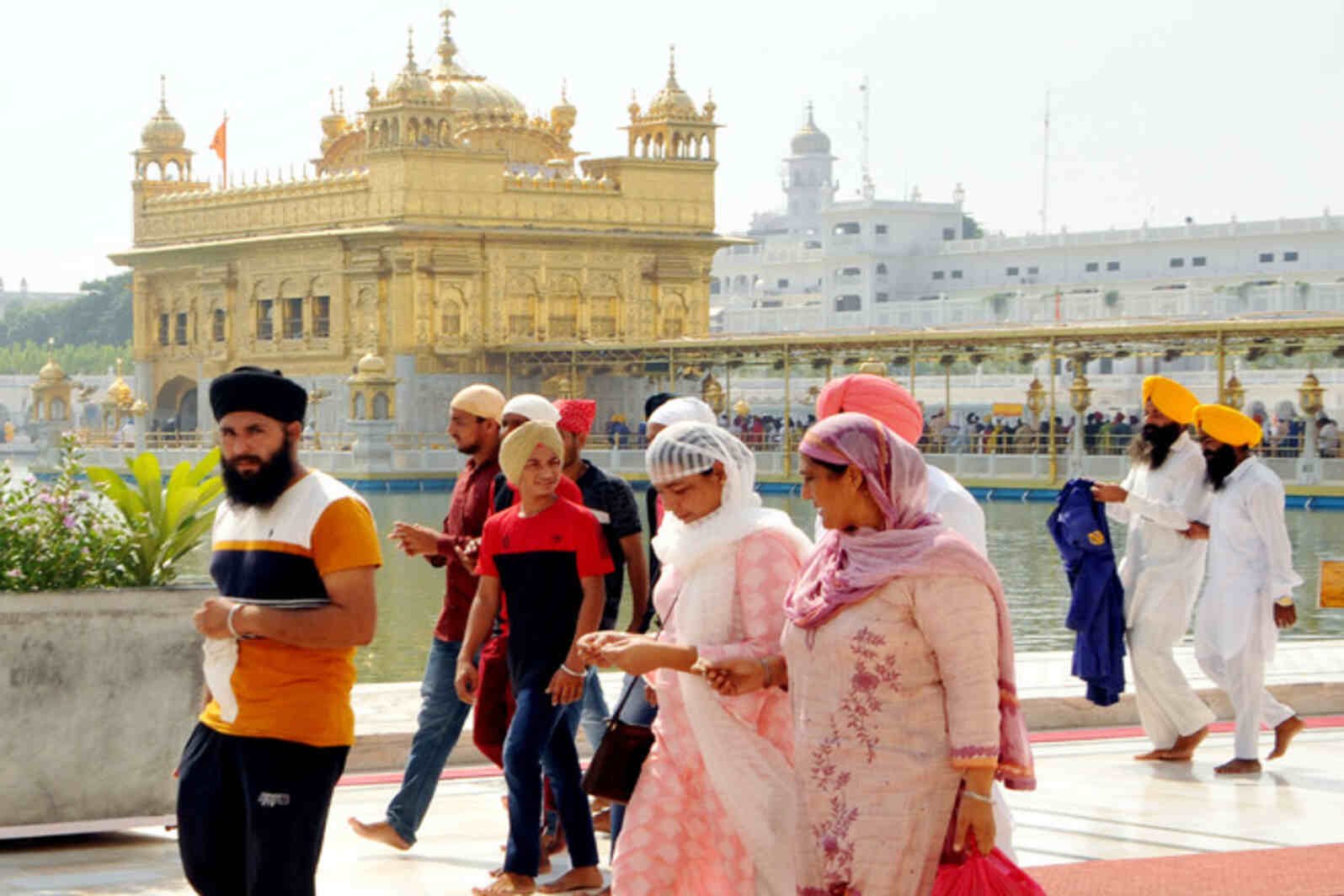 Golden temple dress code